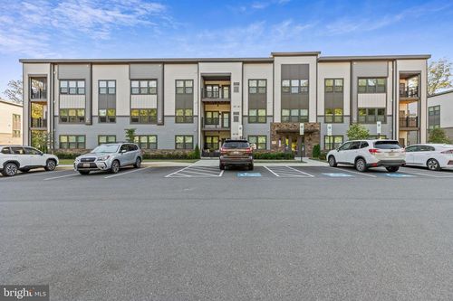 unit-w-10411 Resort Rd, ELLICOTT CITY, MD, 21042-2651 | Card Image