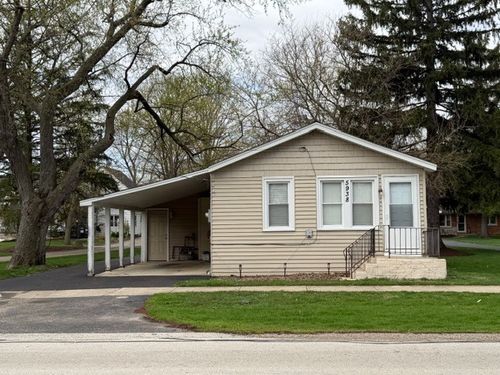 5938 Dunham Rd, Downers Grove, IL, 60516-1811 | Card Image