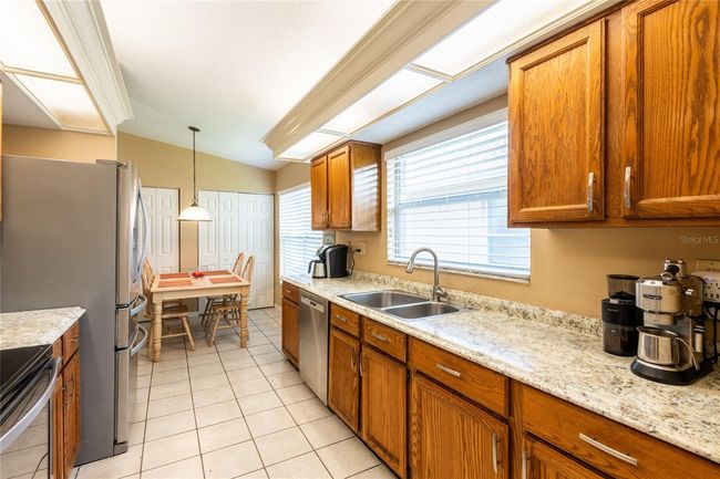 2024 Glen Forge St, House other with 3 bedrooms, 2 bathrooms and null parking in Brandon FL | Image 11