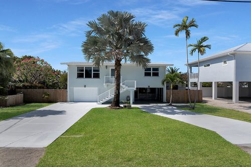 8083 Bonito Dr, Marathon, FL, 33050-2841 | Card Image