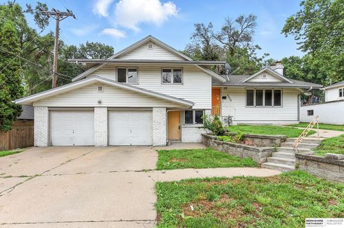 3909 N 60th St, Omaha, NE, 68104-2732 | Card Image
