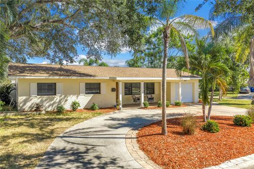 2601 64th Way N, St Petersburg, FL, 33710-4037 | Card Image