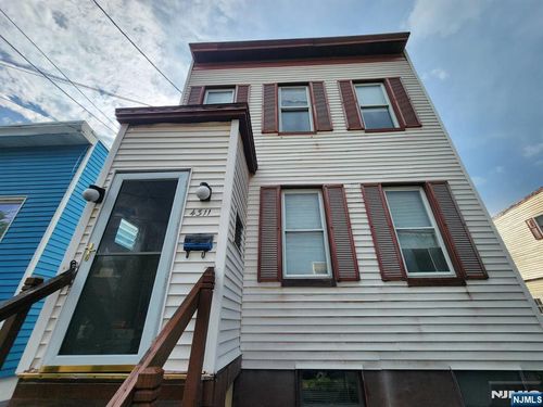 4311 Cottage Ave, North Bergen, NJ, 07047-2705 | Card Image