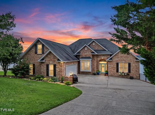 391 Back Nine Dr, White Pine, TN, 37890-4940 | Card Image