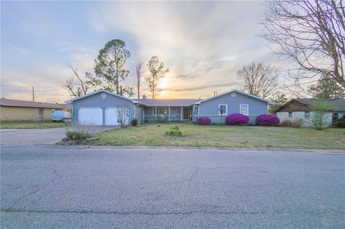 908 S 14th Pl, Rogers, AR, 72758-5006 | Card Image
