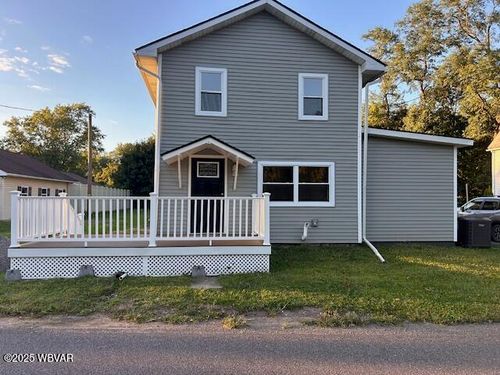 97 Back St, Montoursville, PA, 17754-8557 | Card Image
