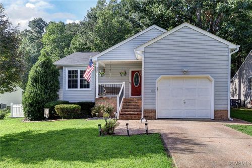3321 Pinecrest Cir, Toano, VA, 23168-9064 | Card Image