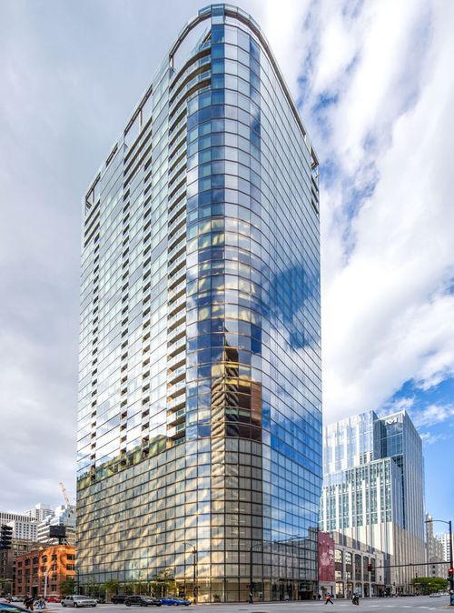 1905-600 N Fairbanks Ct, Chicago, IL, 60611-5847 | Card Image