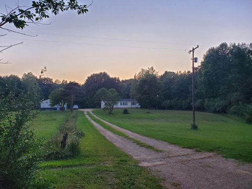 348 39th St, Allegan, MI, 49010-9135 | Card Image