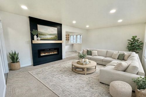 610 Clyde Street, Stoughton, WI, 53589 | Card Image