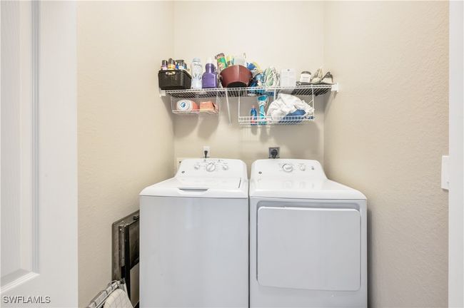 Laundry area | Image 18