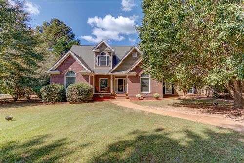 45 Carolyn Ct, Social Circle, GA, 30025-4913 | Card Image