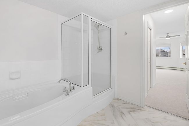 2205 - 7451 Springbank Blvd Sw, Condo with 2 bedrooms, 2 bathrooms and 1 parking in Calgary AB | Image 36