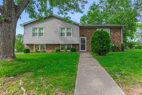 600 Holiday Park Dr, Hopkinsville, KY, 42240-5328 | Card Image