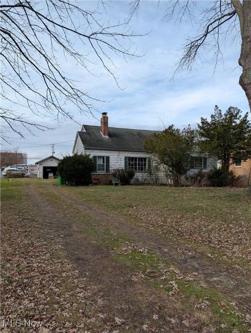 1805 S Linden Ave, Alliance, OH, 44601-4329 | Card Image