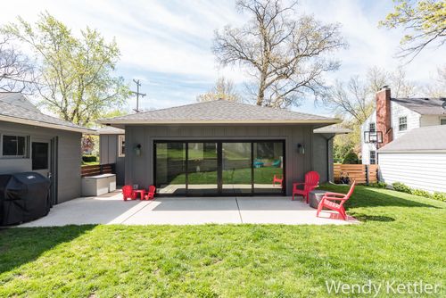 2017 Hall St, East Grand Rapids, MI, 49506-4071 | Card Image