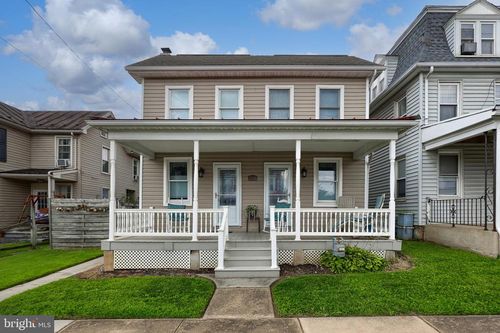 3244 N George St, Emigsville, PA, 17318-2023 | Card Image