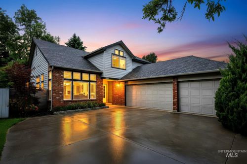 5081 N Marsh Ave, Garden City, ID, 83714-1990 | Card Image