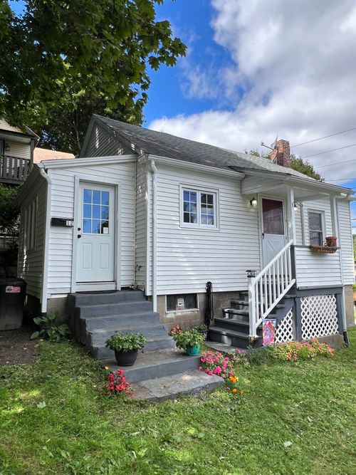 12 Charles St, Winsted, CT, 06098-2049 | Card Image