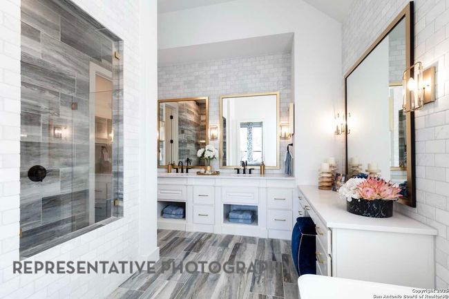 310 Cleveland, House other with 4 bedrooms, 5 bathrooms and null parking in New Braunfels TX | Image 23