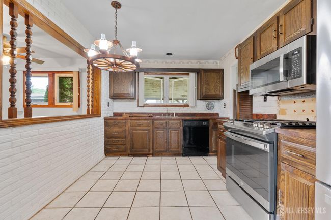 107 Athens Ave, House other with 2 bedrooms, 2 bathrooms and null parking in South Amboy NJ | Image 6