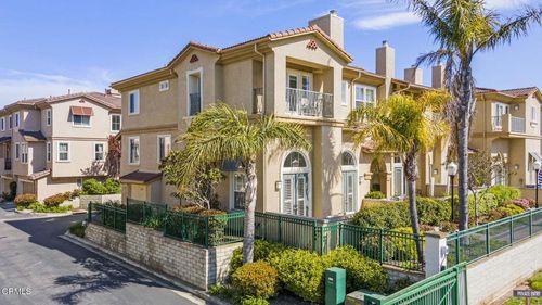 1251 Bayside Cir, Oxnard, CA, 93035 | Card Image