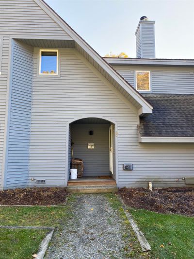 4C - 11 Dutchman Lane, Condo with 3 bedrooms, 1 bathrooms and null parking in Wilmington VT | Image 3