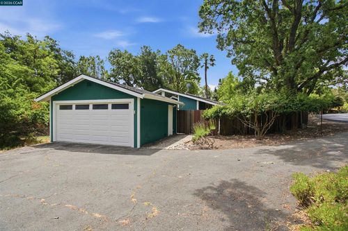 2450 San Miguel Dr, Walnut Creek, CA, 94596-6038 | Card Image