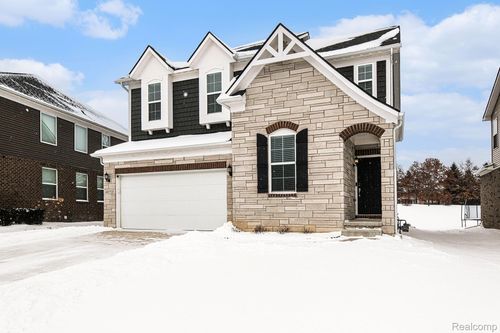 49772 Shoreline Dr, Canton, MI, 48187-0118 | Card Image