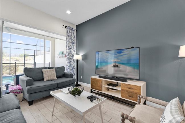 394 Captiva Dr, Townhouse with 4 bedrooms, 5 bathrooms and null parking in DAVENPORT FL | Image 11