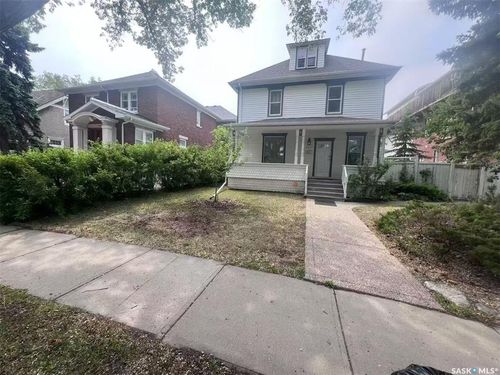2220 Lorne St, Regina, SK, S4P2M7 | Card Image