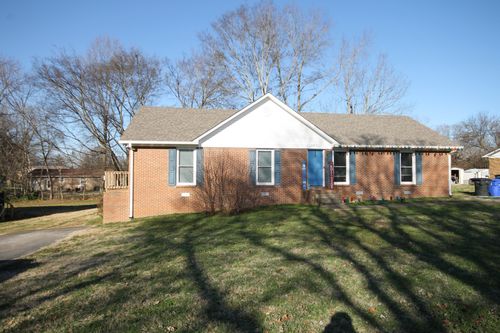 204 Hunter Dr, Columbia, TN, 38401-5069 | Card Image