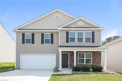 6619 Glenville Dr, Whitsett, NC, 27377-9141 | Card Image