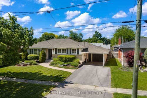 5 Dunraven Ave, St. Catharines, ON, L2M6A6 | Card Image