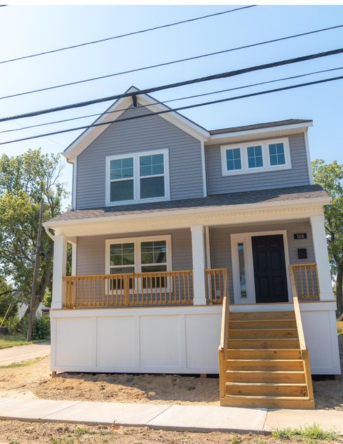 104 Logan St Se, Grand Rapids, MI, 49503 | Card Image