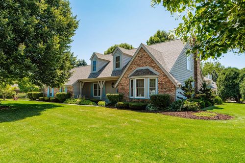 3427 Foxwood Road, Mount Pleasant, WI, 53405 | Card Image