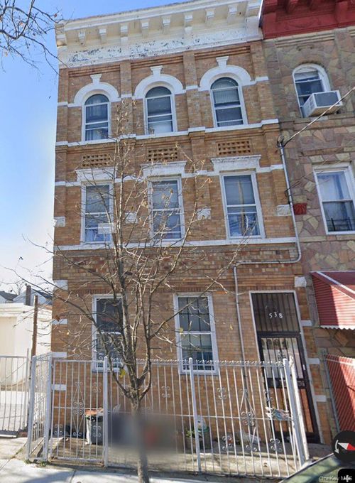 538 Hendrix St, Brooklyn, NY, 11207-4818 | Card Image