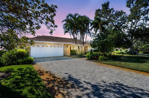 1100 Friendly Way S, St Petersburg, FL, 33705-6119 | Card Image