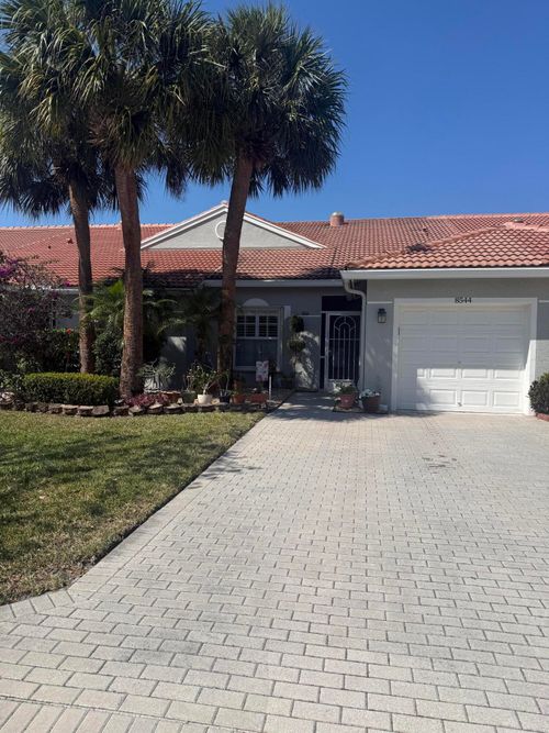 8544 Logia Cir, Boynton Beach, FL, 33472-7111 | Card Image
