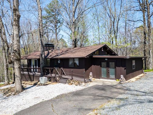 439 Granny Squirrel Dr, Andrews, NC, 28901-9235 | Card Image