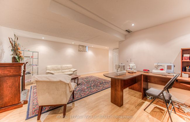 732 Grand Banks Dr, House other with 3 bedrooms, 4 bathrooms and 1 parking in Waterloo ON | Image 36