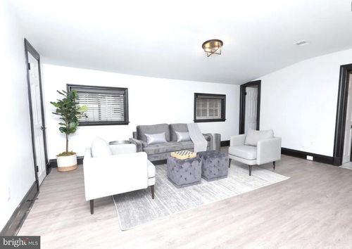 3d-606 Cathedral St, BALTIMORE, MD, 21201-5122 | Card Image