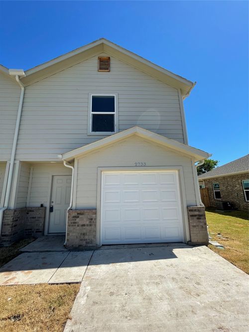 2733 Ginger Ct, Sherman, TX, 75092-7208 | Card Image