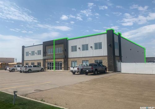 4015 Brodsky Ave, Saskatoon, SK, S7P0C9 | Card Image