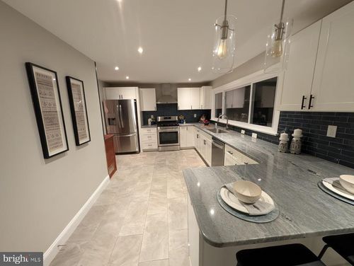 5209 Cedar Rd, ALEXANDRIA, VA, 22309-3904 | Card Image