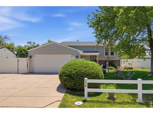 4230 E 125th Ave, Thornton, CO, 80241-2918 | Card Image