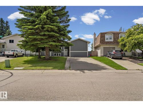 4119 18 Ave Nw, Edmonton, AB, T6L3M3 | Card Image