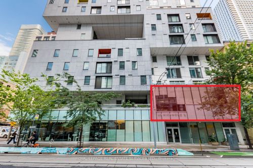 {{alt}} | Card Image