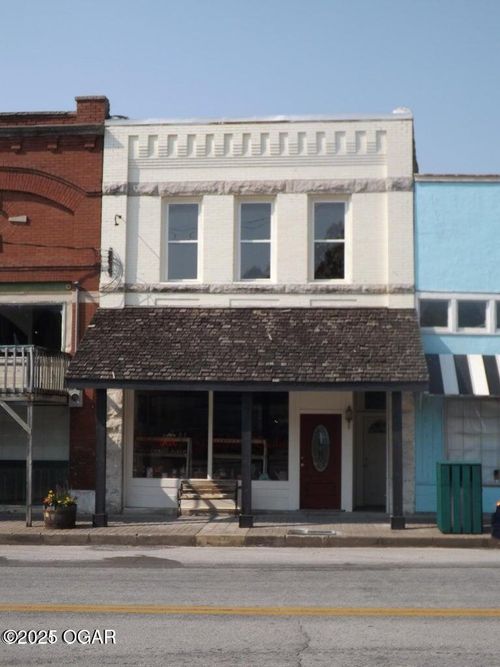 122 N Main St, Granby, MO, 64844-8170 | Card Image