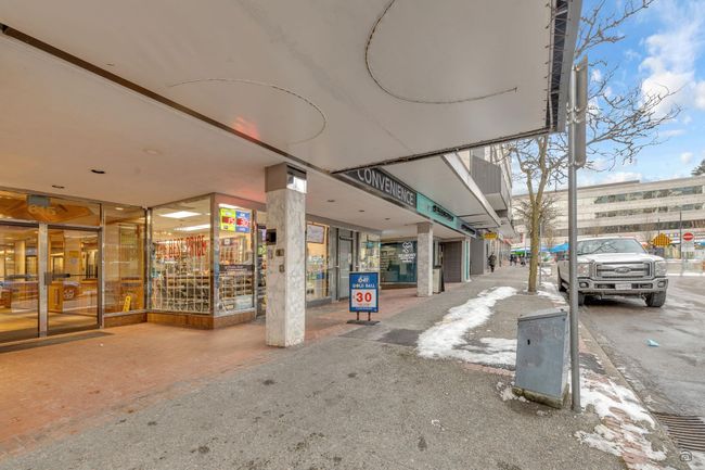 Exterior space | Image 4